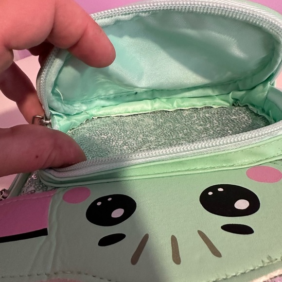 Star Wars Baby Yoda Sparkle Mini Back Pack - Picture 4 of 4